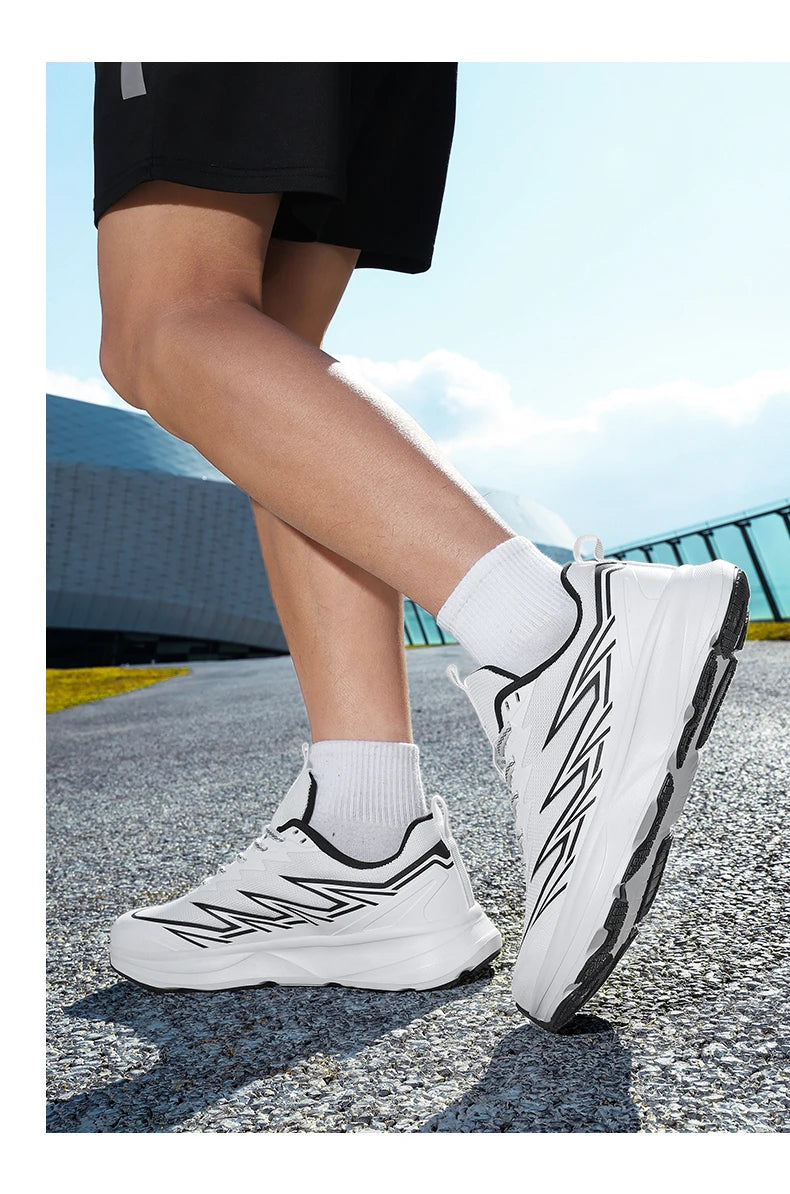 Men Summer Casual Running Shoes Are Fashionable Breathable Anti Slip Wear-Resistant Wide Toe And Oversized Men Shoes For Walking